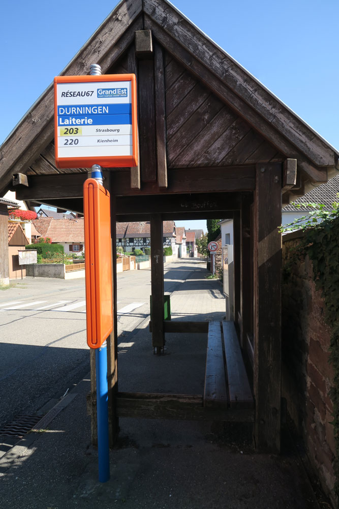 arrêt de bus "Laiterie" à Durningen